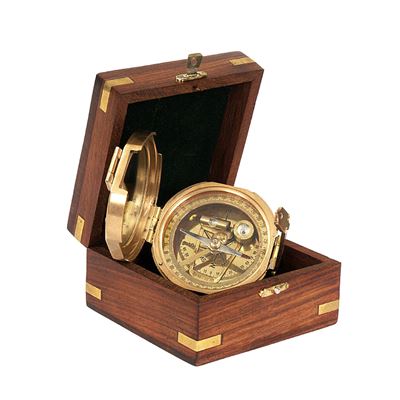 Kompas mosazný v døevìné krabièce